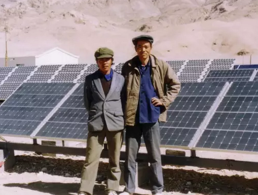 致敬行业老师：西藏第一座光伏电站是怎样建成的！