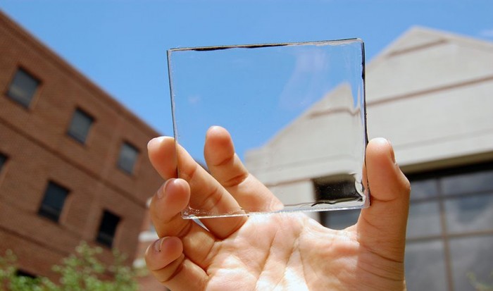 窗户也能吸收太阳能：科学家成功研发全透明太阳能材料