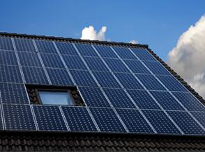 2013年以来澳大利亚清洁能源金融公司共投资太阳能项目总量达1GW