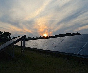 上海电气承建全球最大太阳能光热项目