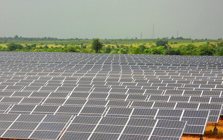 2017-2018年印度太阳能发电量同比增长92%
