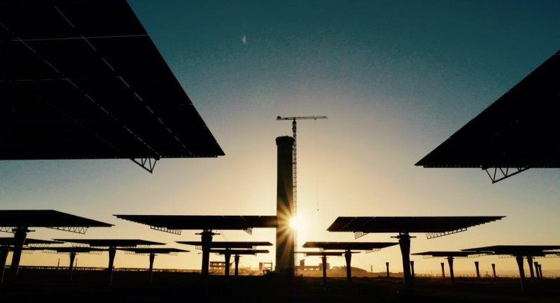 580MW！全球最大太阳能光伏发电与光热发电公园10 月将于摩洛哥落成